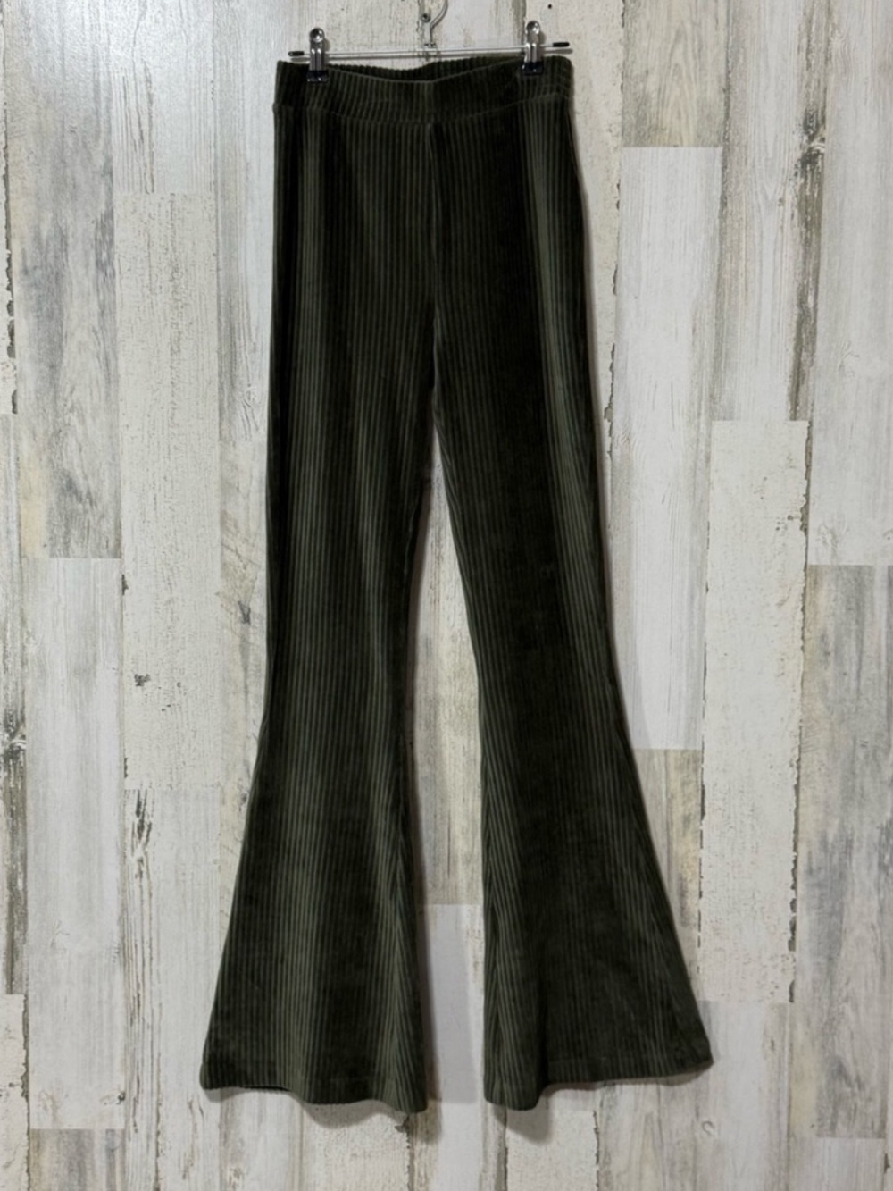 Aerie groove on velour pants